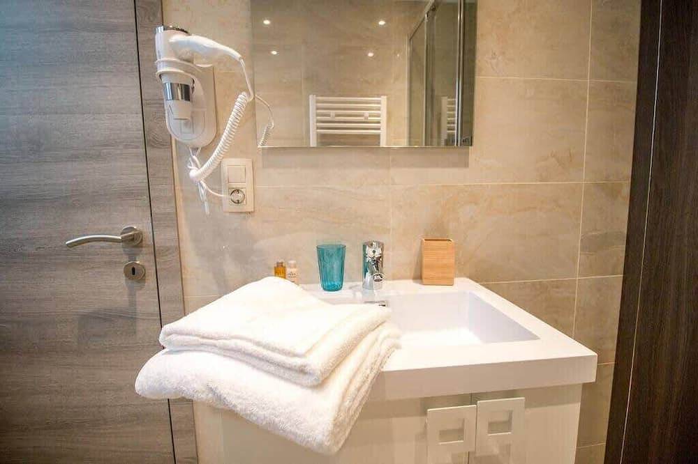 Geheel appartement, Self check-in studio: Netflix & 10mn ->Grand-Place in Brussel, Brussel en omgeving