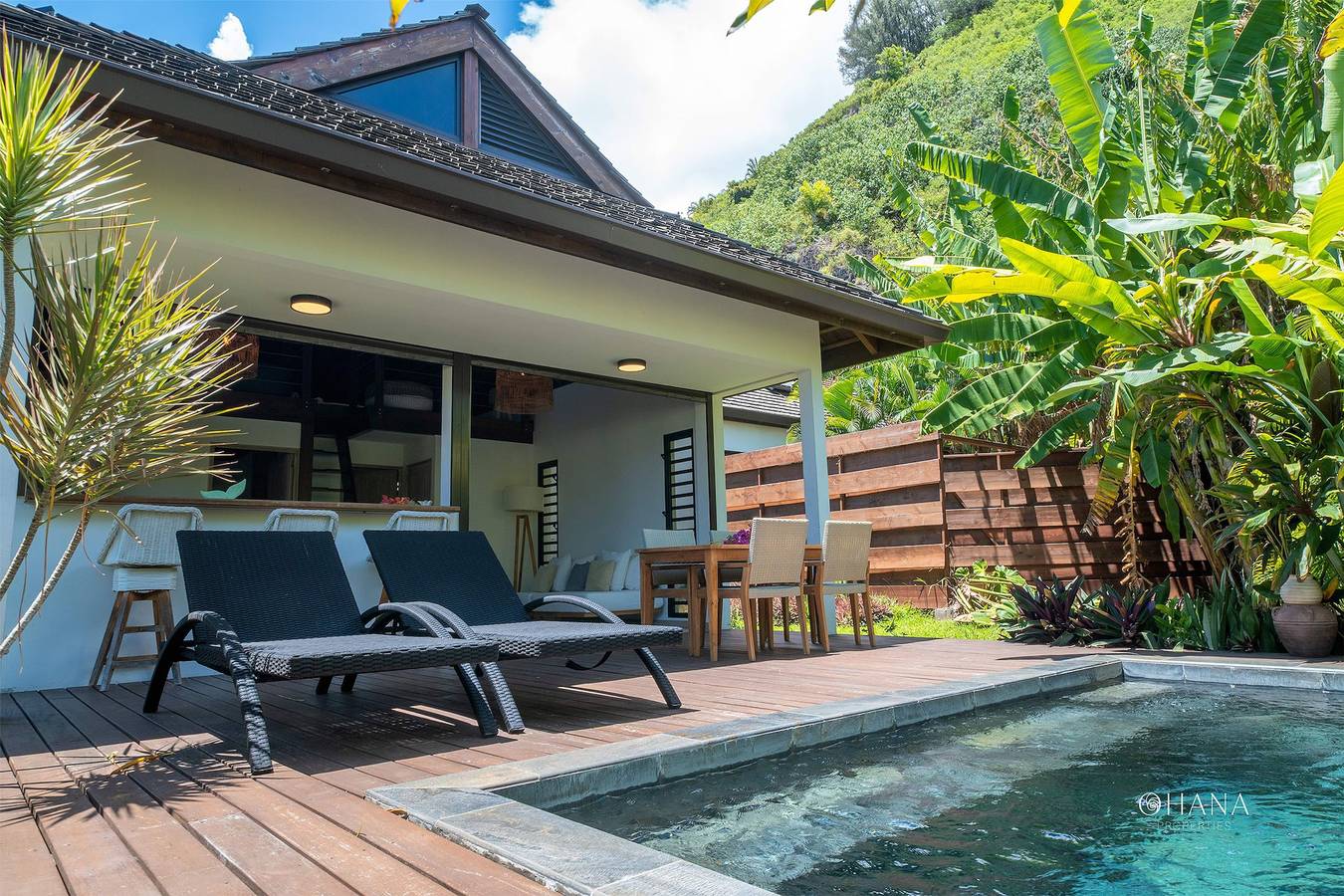 Villa M  ha Iti 2 in Haapiti, Moorea-Maiao in Haapiti, Mo'orea