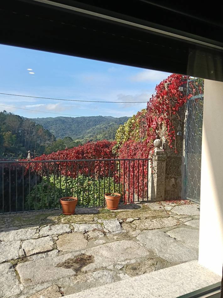 Gîte pour 2 personnes, avec jardin, animaux acceptés à Leiro