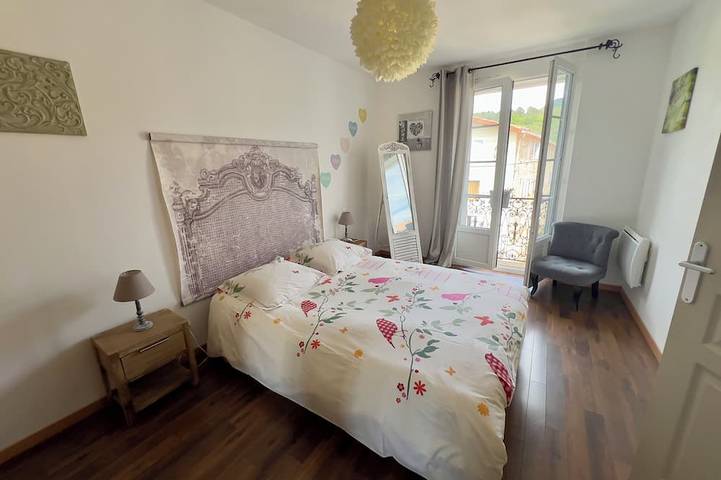 Ganze Wohnung, Apartment Nr. 6/T2 separates Schlafzimmer in Lamalou-les-Bains, Béziers und Umgebung