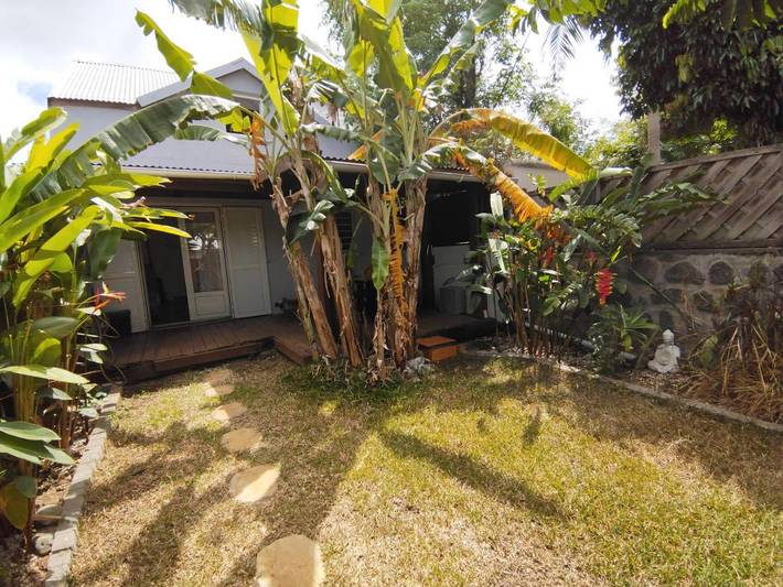 Location de vacances pour 4 personnes, avec jardin à Saint Gilles les Hauts