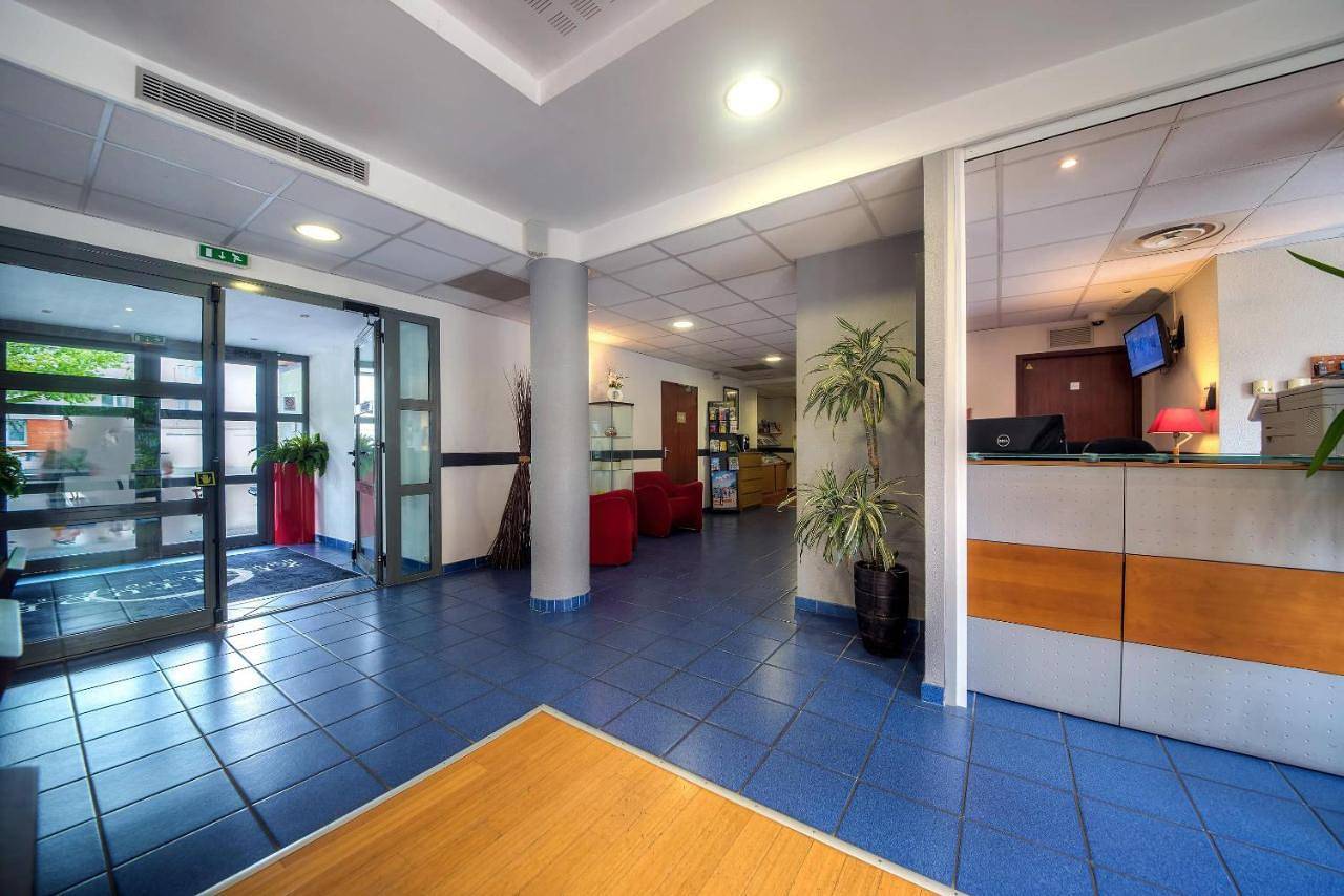 Comfort Aparthotel Saint-Nazaire Les Portes de l Ocean in Saint-Nazaire, Côte d'Amour