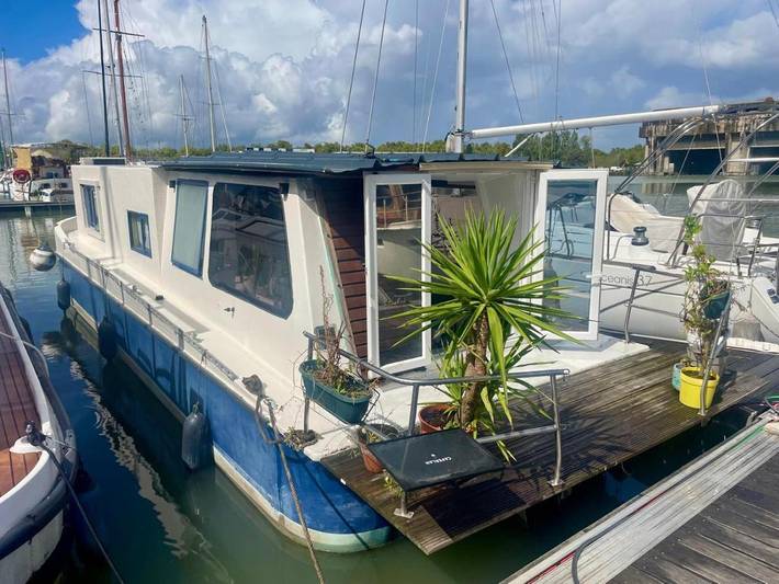 Bateau pour 2 personnes, avec Terrasse et Vue à Bordeaux