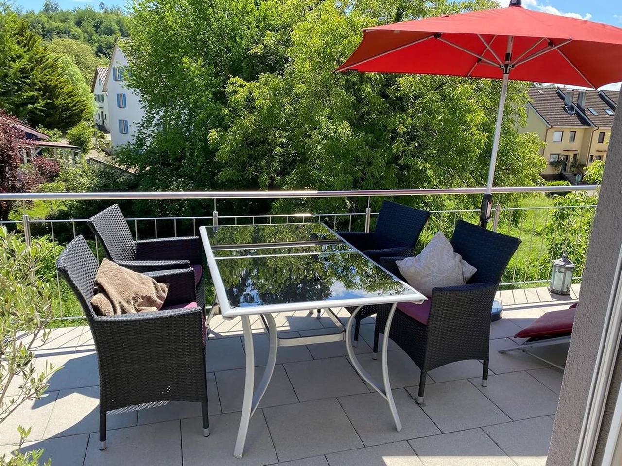 Ganze Ferienwohnung, Feriendomizil Unteruhldingen - Ferienwohnung, 55 qm, 2 Zimmer, mit Balkon, max. 3 Erwachsene in Unteruhldingen, Uhldingen-Mühlhofen