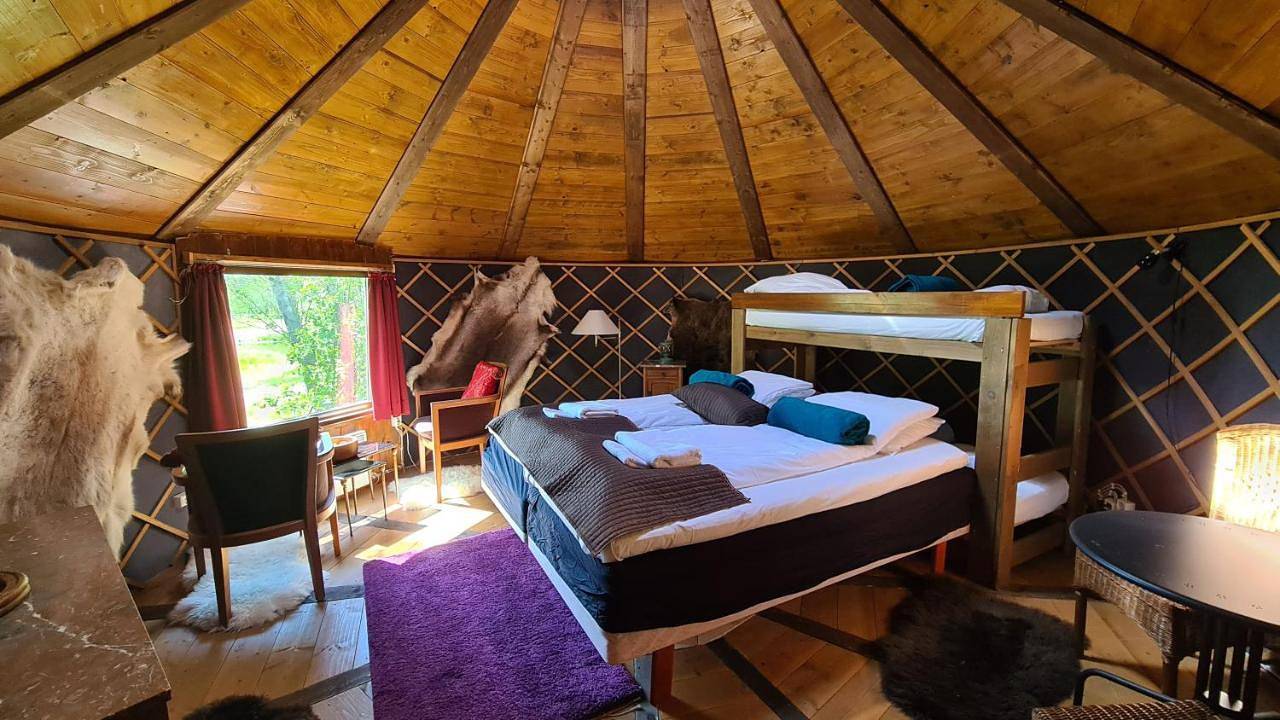 Private Yurt with Shared Bathroom in Hardangerfjord
