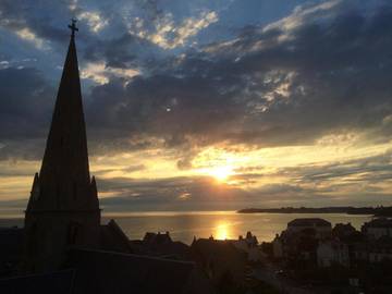 Gîte pour 2 personnes, avec terrasse et vue à Saint-Pair-sur-Mer