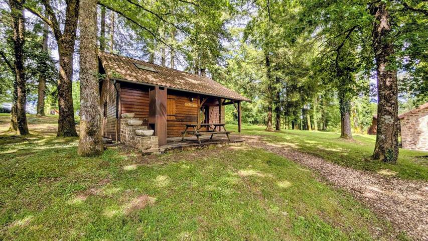 Gîte pour 6 personnes, avec piscine et jardin, animaux acceptés - 1