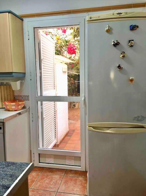 Location de vacances pour 6 personnes, avec terrasse ainsi que jardin et vue, animaux acceptés à Agua Amarga - 4