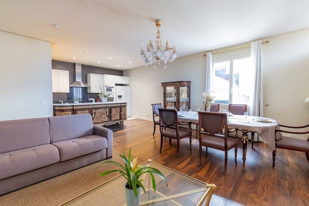 Apartamento entero, Duplex de 120 m2, comprenant 2 chambres, 2 salles de bain, 1 salon , 1 cuisine  in Le Thillay, Valle del Oise