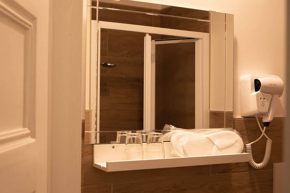 Simple ou double, salle de bain privée, wifi, cuisine, Piazza del Popolo, Vaticano in Rome, Province de Rome