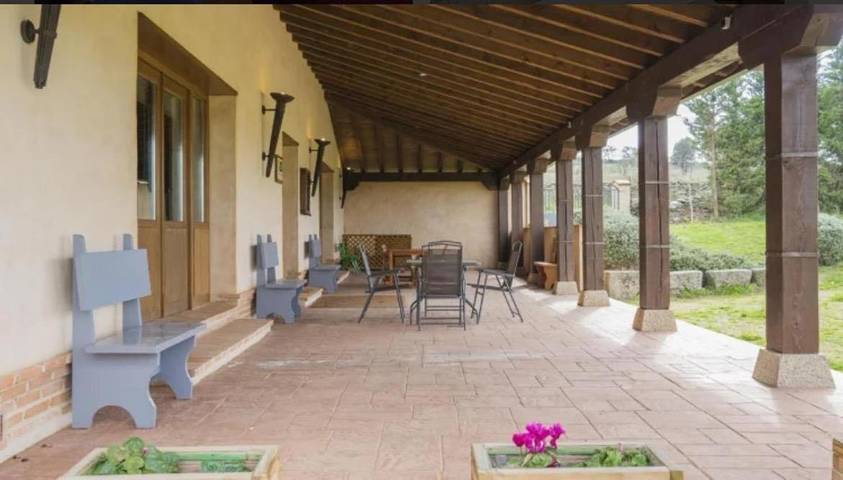 Casa rural para 17 personas, con vistas y terraza, Se admiten mascotas en Campana de Oropesa - 4