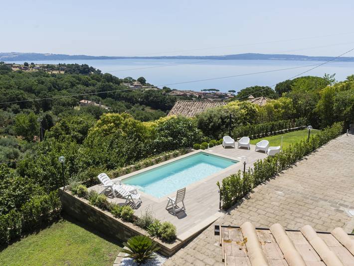Casa de vacaciones para 14 personas, con vistas al lago además de jardín y terraza, Se admiten mascotas - 1