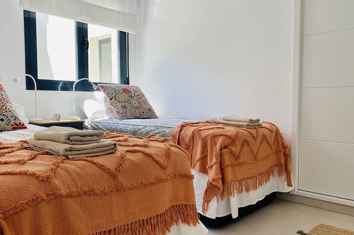 Entire apartment, Unik Utsikt och Unik Inredning i Nybyggt hus Nära Stranden in Torre del Mar, Vélez-Málaga