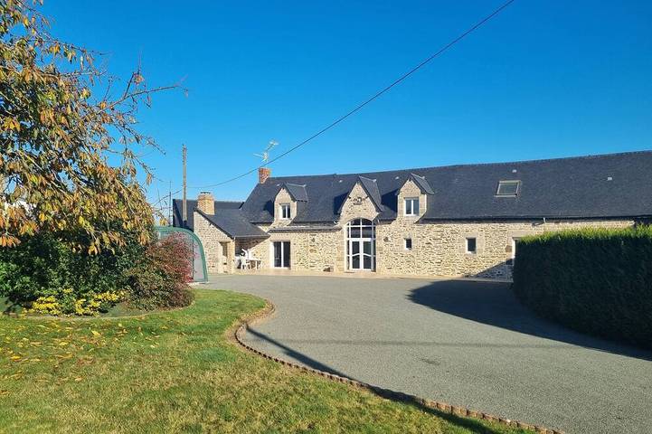 Villa pour 17 personnes, avec Jacuzzi et Terrasse