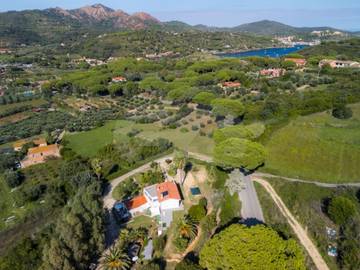 Villa für 4 Personen, mit Garten auf Elba