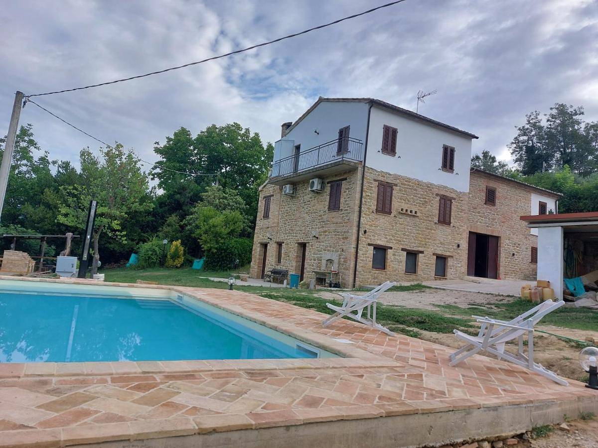 Five-Bedroom House in Penna San Giovanni, Macerata Provinz