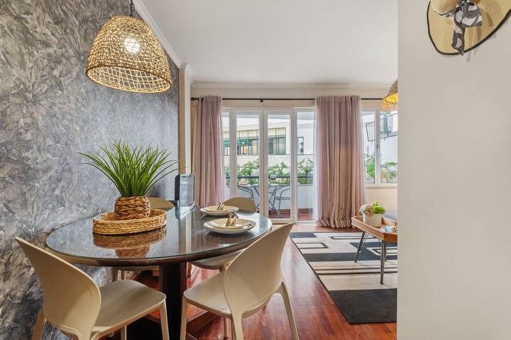 Apartamento de férias para 3 pessoas, com varanda no Funchal