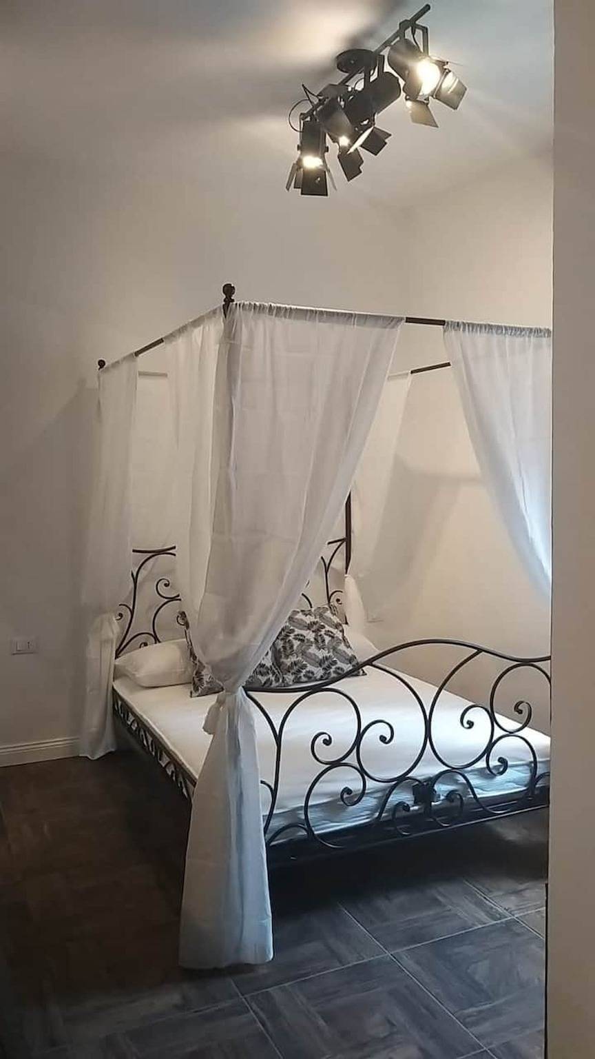 Apartamento entero, Apartamento 'Appartamento Luxury - Torre' con Aire acondicionado in Terracina, Agro Pontino