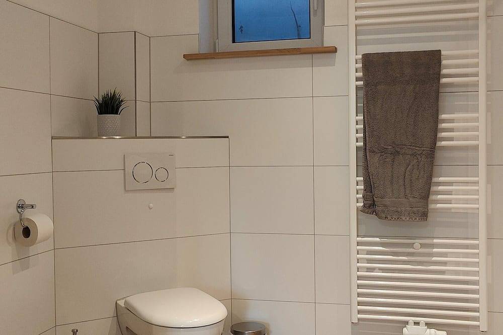 Ganze Wohnung, Einliegerwohnung 350m vom See in Westensee, Rendsburg-Eckernförde