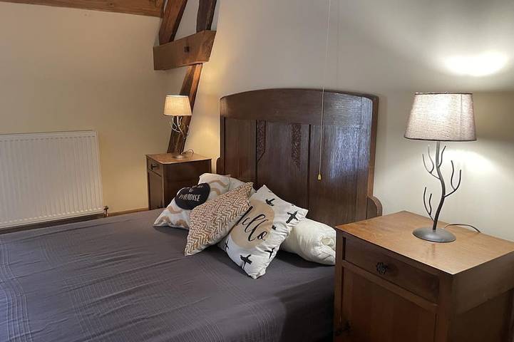 Geräumiges Landhaus mit WLAN und Haustiere erlaubt in Montvicq, Montluçon und Umgebung