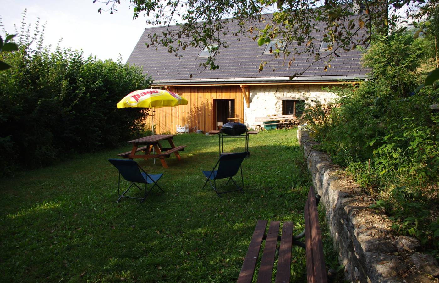 Ecogîte La Salamandre du Glesy in Saint-Bernard, Isère
