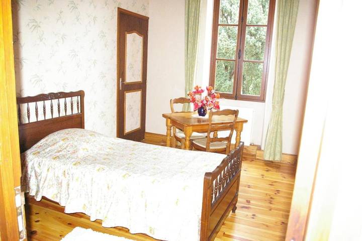 Location de vacances pour 5 personnes, avec jardin et piscine à Lalinde - 2