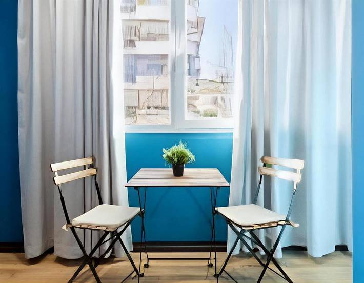 Chambre d’hôte pour 2 personnes, avec balcon et vue à Tirana