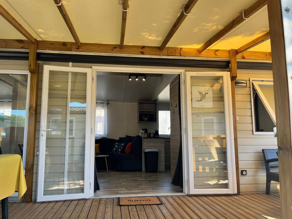 Mobil Home Casaluca 3 chambres 2 Salles d'eau in Canet-en-Roussillon, Côte d'Améthyste