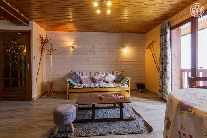 Gîte pour 6 personnes, avec terrasse à Saint-Jean-d'Arves - 3