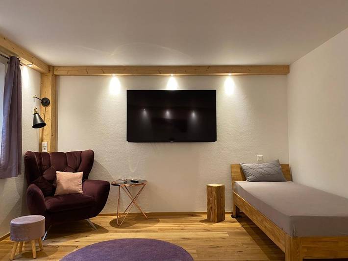 Ferienwohnung für 4 Personen, mit Terrasse und Garten sowie Ausblick in Holzkirchen - 2