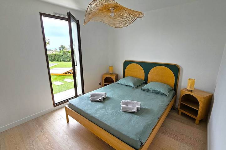 Villa pour 8 personnes, avec jardin et piscine à Villeneuve-Loubet - 4