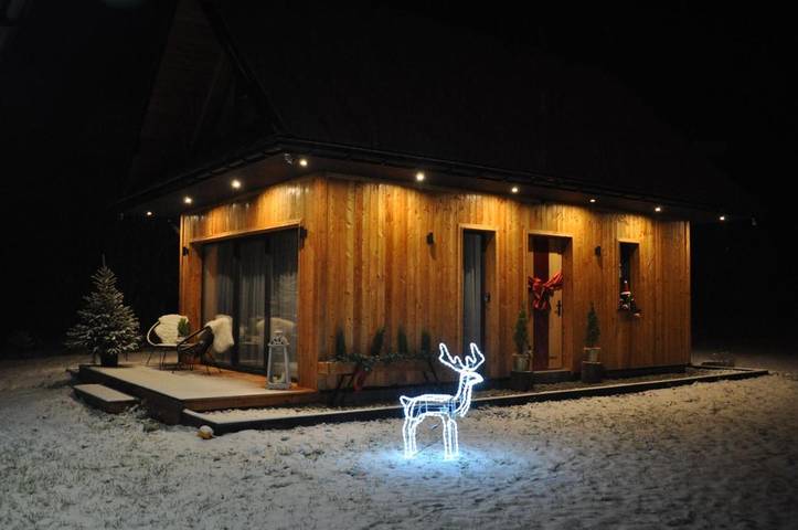 Willa dla 8 osób, z Jacuzzi i Taras oraz Ogród i Widok w Beskidy