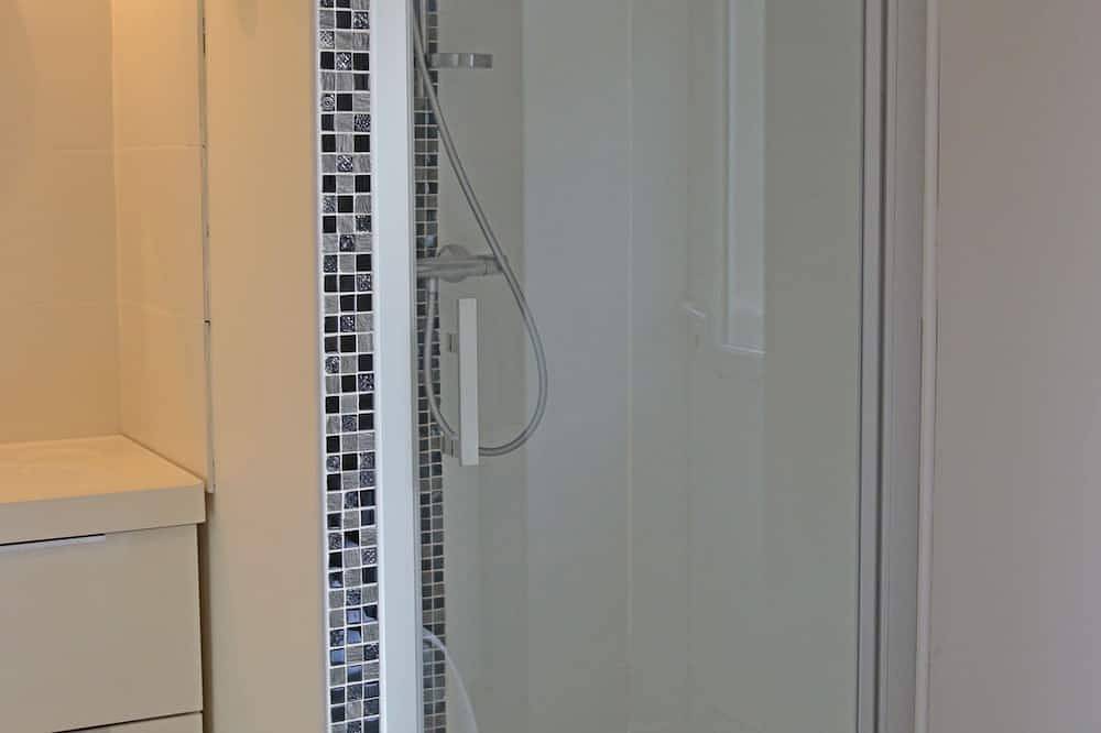 Appartement entier, Rez De Chaussee 2 pers Direct sur le port du Conquet in Le Conquet, Région de Brest