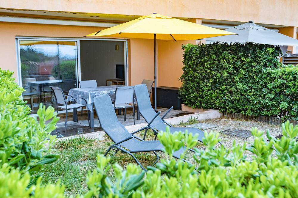 Geheel appartement, Appartement Dans Résidence Pieds Dans L'eau in Le Trayas, Saint-Raphaël