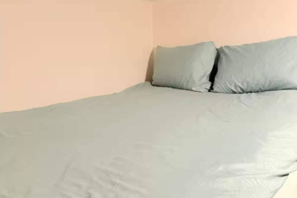 Entire apartment, Compact studio in the center of Brussels in Brussels, Brussels region