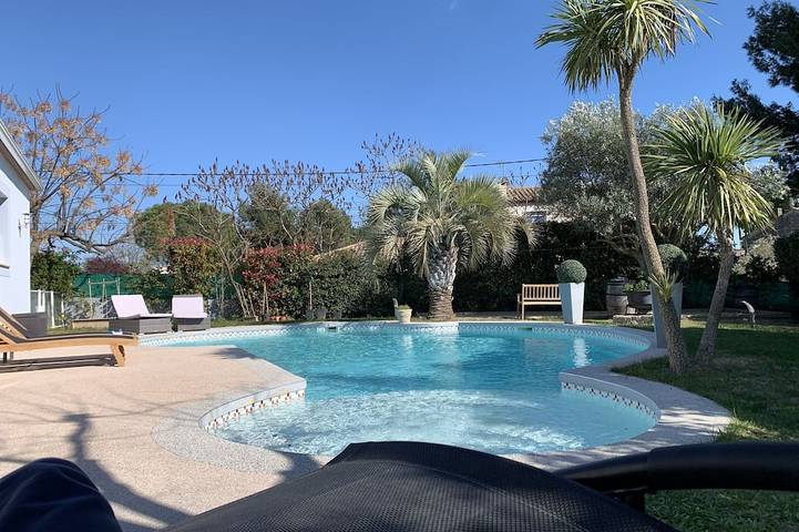Villa for 7 people, with terrace and garden - 1