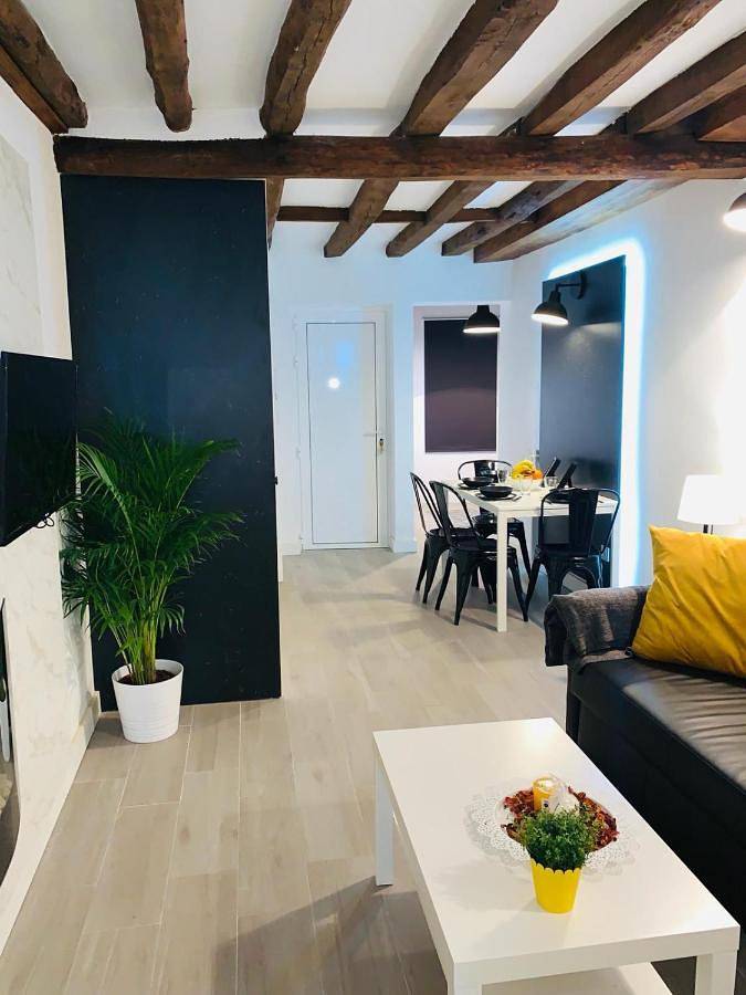Apartamento entero, One-Bedroom Apartment in Sotillo de la Adrada, Provincia de Ávila