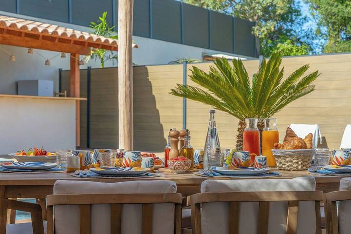 Villa Jacky—voll klimatisiert, mit Pool und Pétanque, nahe dem Meer, für 6 Personen in Ollioules, Mittelmeerküste (Frankreich)