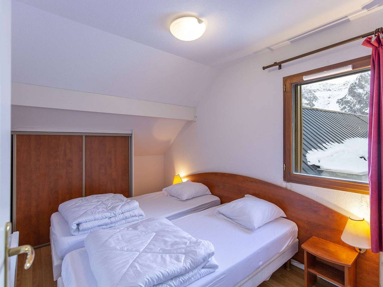 Appartement entier, Charmant Duplex 7 Pers. avec Terrasse Sud, Piscine, et Fitness à La Mongie in La Mongie, Bagnères-de-Bigorre