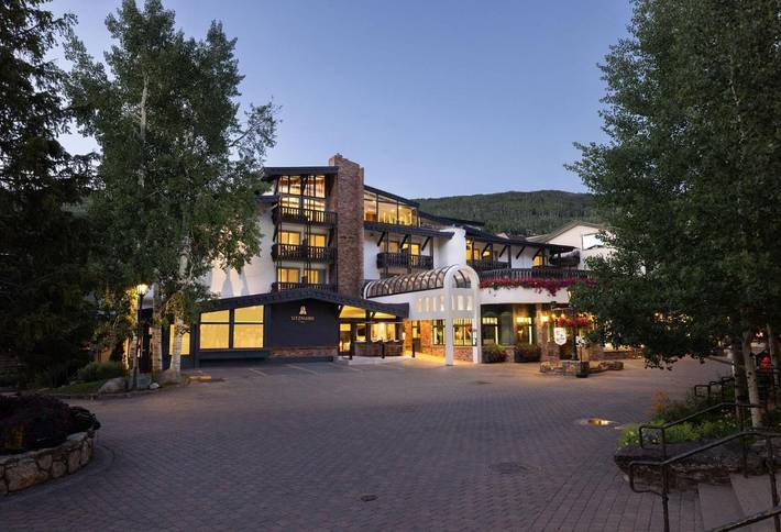 Hotel voor 13 personen, with whirlpool and terras as well as zwembad, met huisdier in Vail
