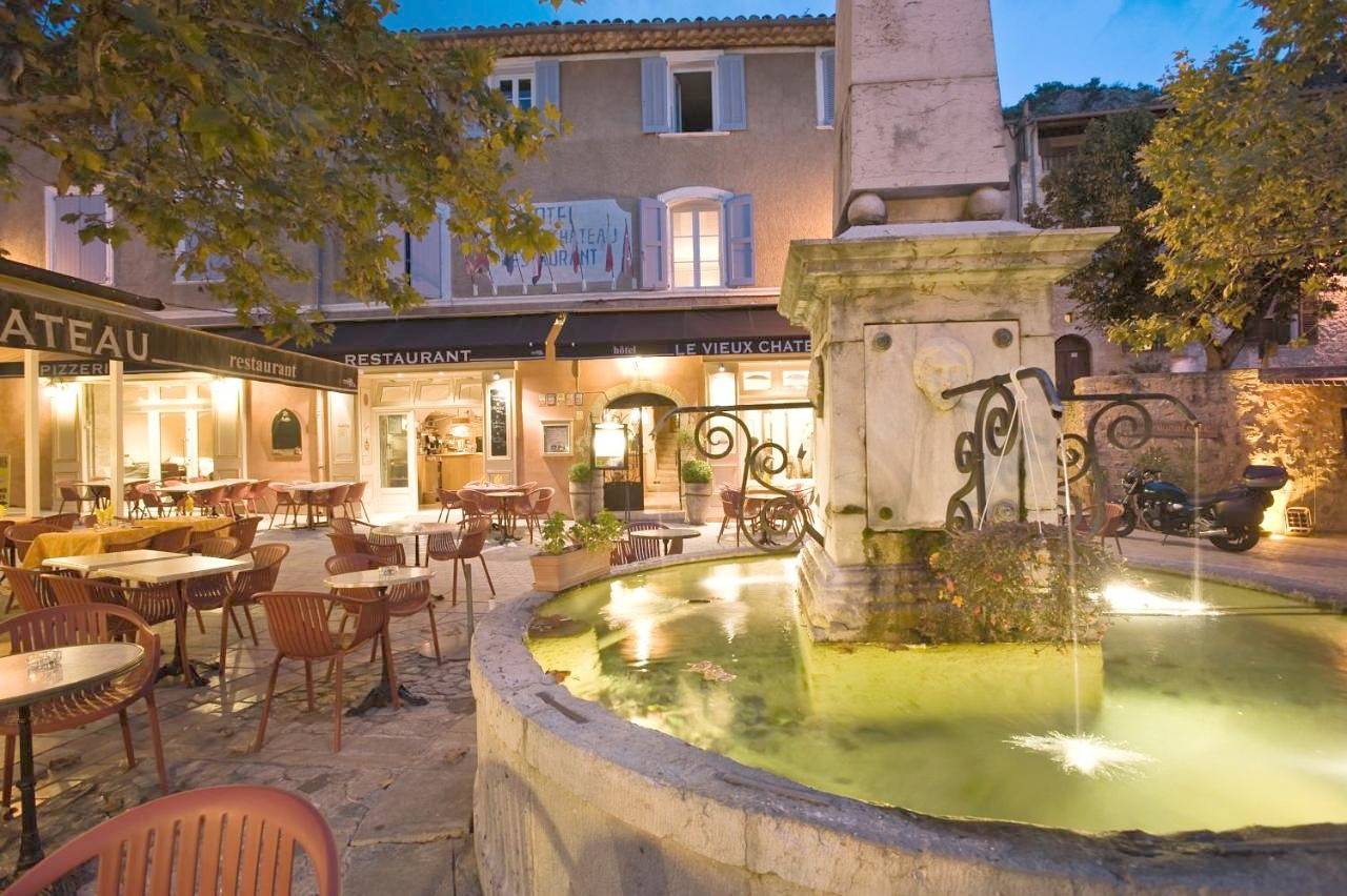 Le Vieux Château in Aiguines, Parc naturel régional du Verdon