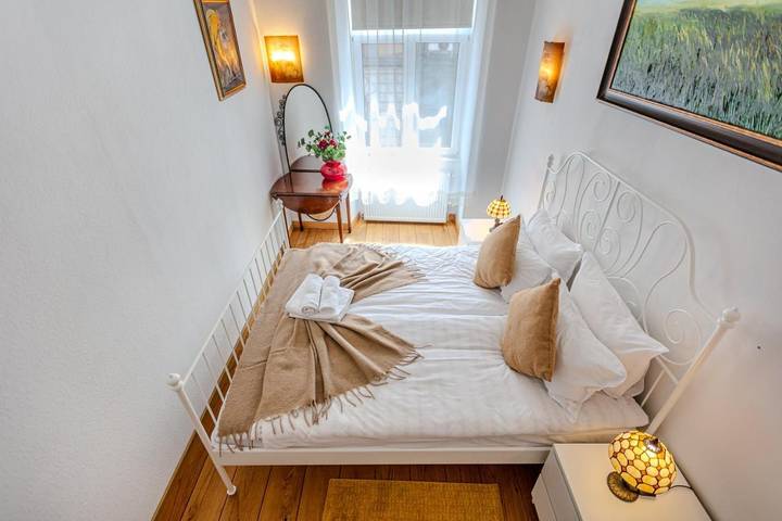 Gîte pour 7 personnes, avec terrasse et vue dans Poiana Brasov - Brasov - 2