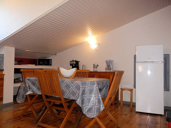 Gîte pour 5 personnes, avec jardin ainsi que balcon et piscine dans le Gers - 4
