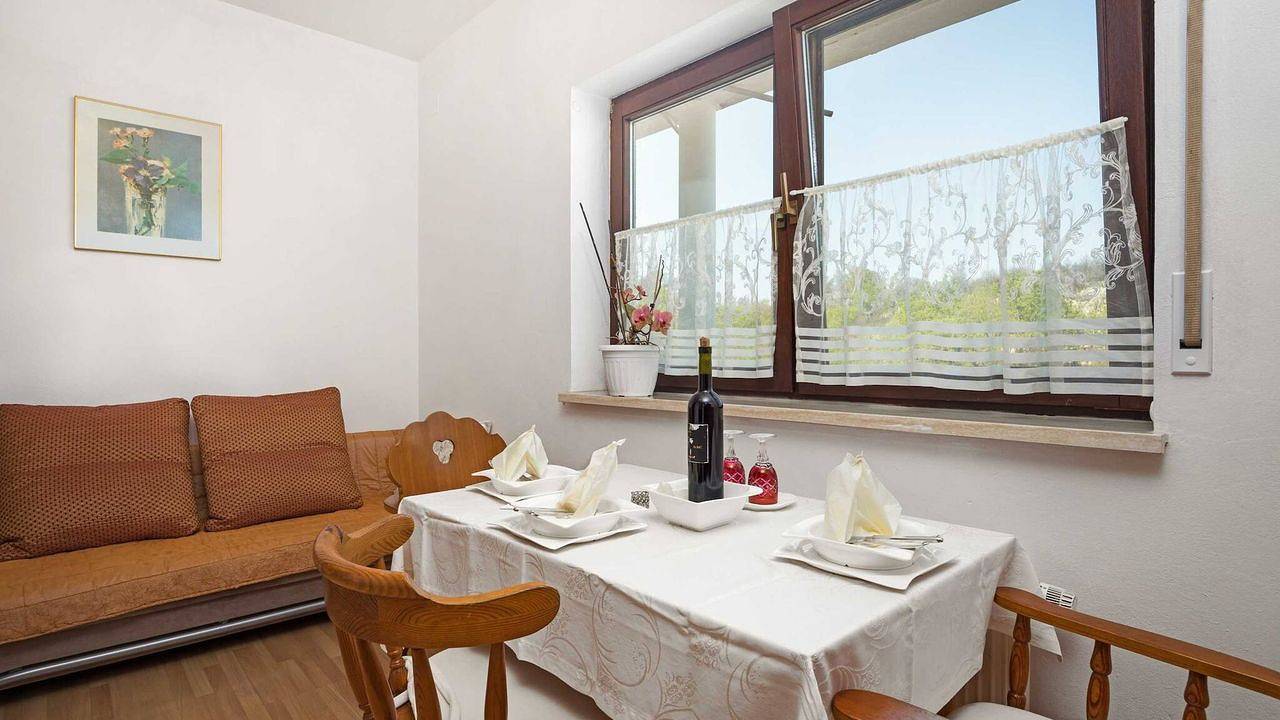 Ganze Ferienwohnung, Ferienwohnung für 4 Personen (45 m²) in Zaton (Šibenik) in Raslina, Šibenik-Knin