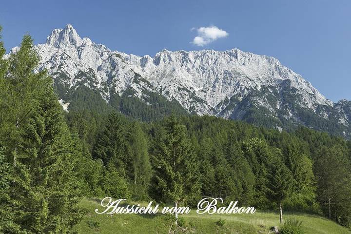 Ferienwohnung für 4 Personen, mit Balkon und Ausblick im Mittenwald - 2