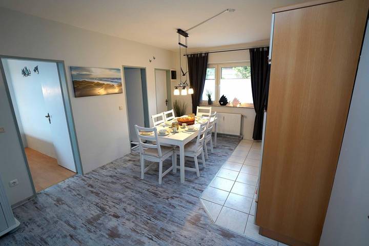 Ferienwohnung für 6 Personen, mit Terrasse und Garten sowie Ausblick