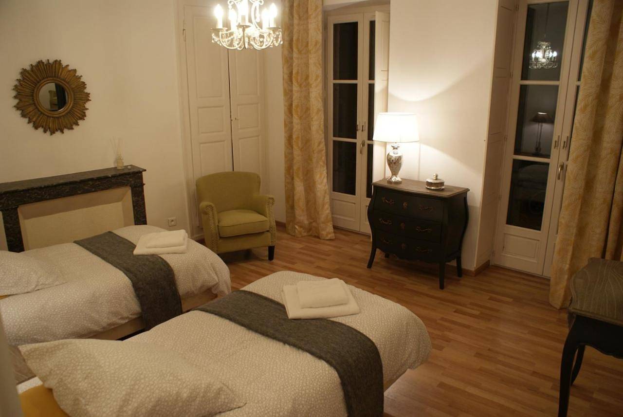 Appartement entier, One-Bedroom Apartment in Saint-Jean-de-Losne, Région de Beaune