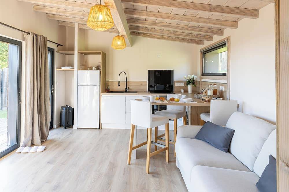 Bergerie bien être avec jacuzzi et salle de sport vue lac in Vesoul, Haute-Saône