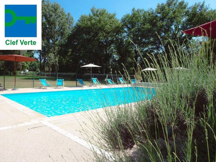 Hôtel pour 2 personnes, avec piscine et jardin à Ussac - 3