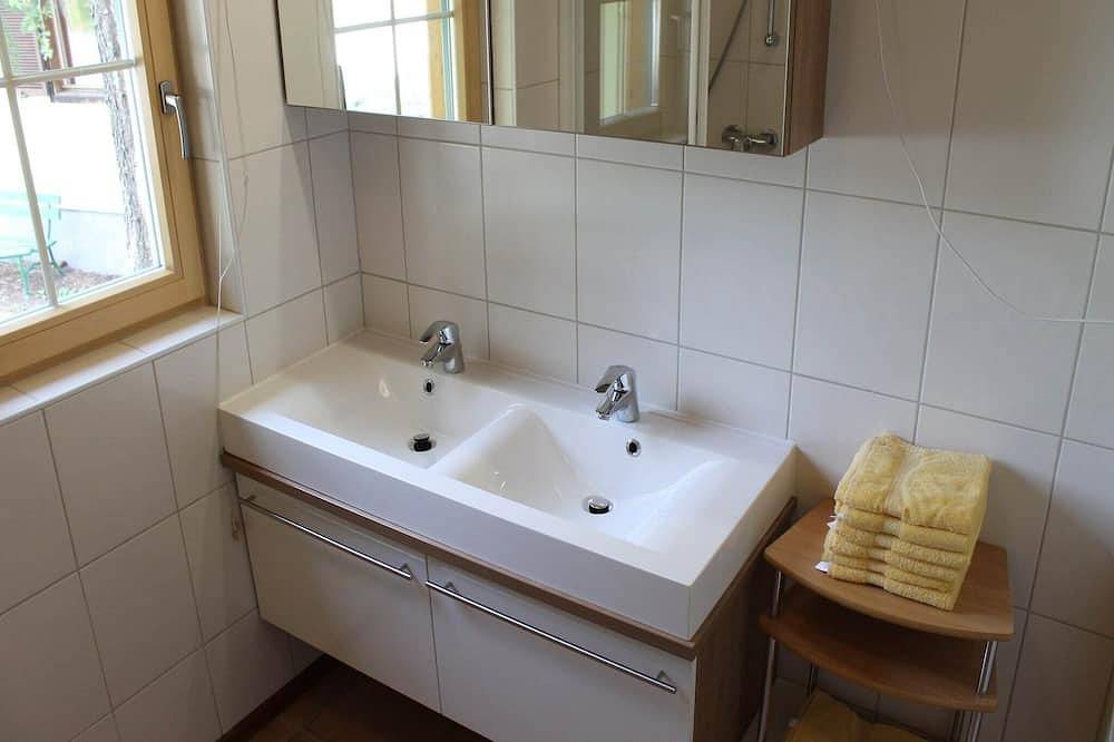 Bela moradia isolada perto do lago e das encostas do Turracherhöhe. in Stadl-Predlitz, Turracher Höhe